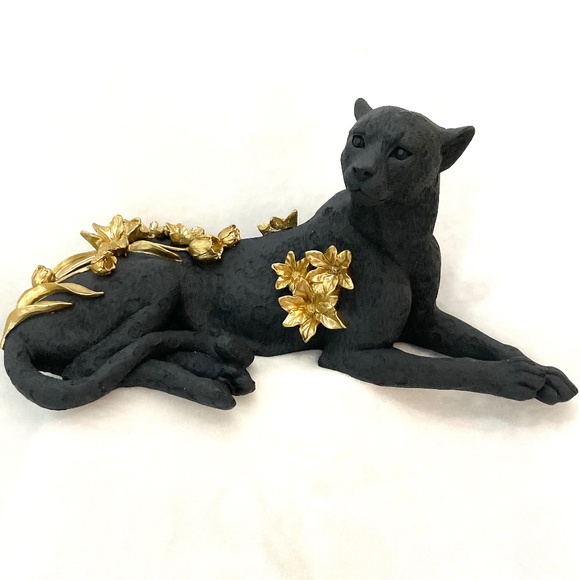 Black Resin Leopard Sculpture/Statue With Gold Roses and Flowers - Picture 1 of 16